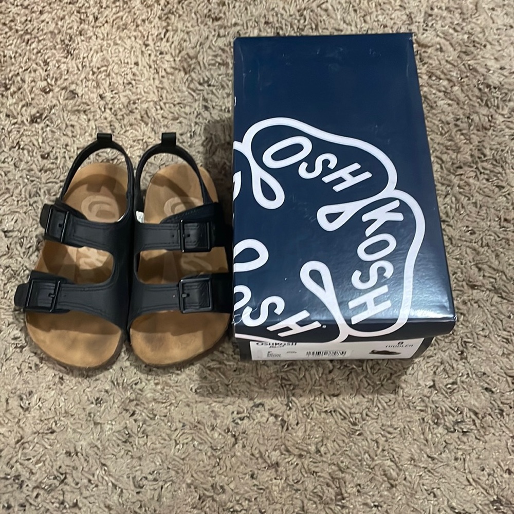 Barely worn OshKosh toddler sandals